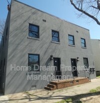 Building Photo - 1401 Charles St