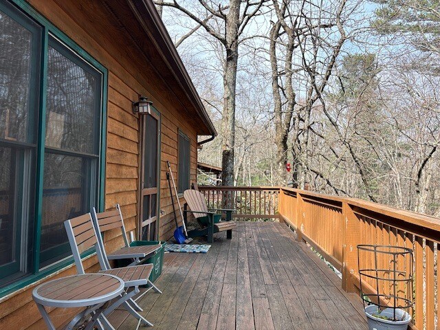 Building Photo - 253 Briar Rose Trl