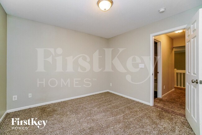 Building Photo - 2673 Cross Creek Ave