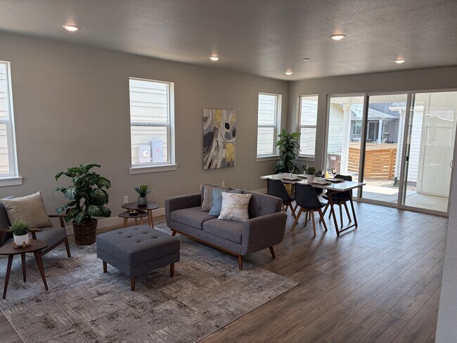 Building Photo - 6071 Goodnight Ave