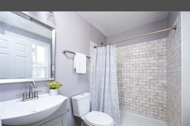 Building Photo - 1413 Decatur St