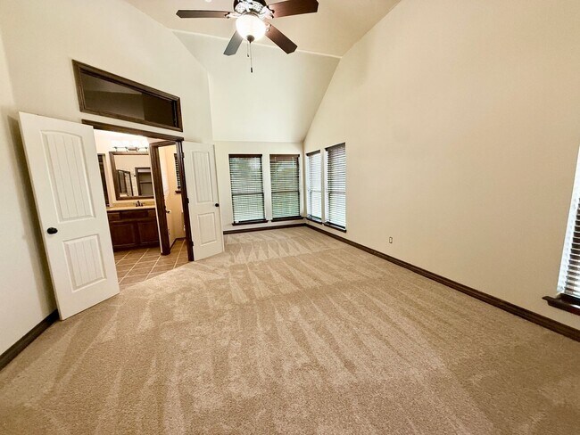 Building Photo - 4321 Carrington Ct