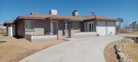 Building Photo - Coming soon 3 bed 2 bath house on the mesa!
