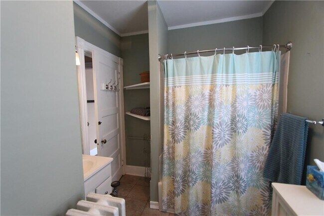 Building Photo - 28 Mcallister St