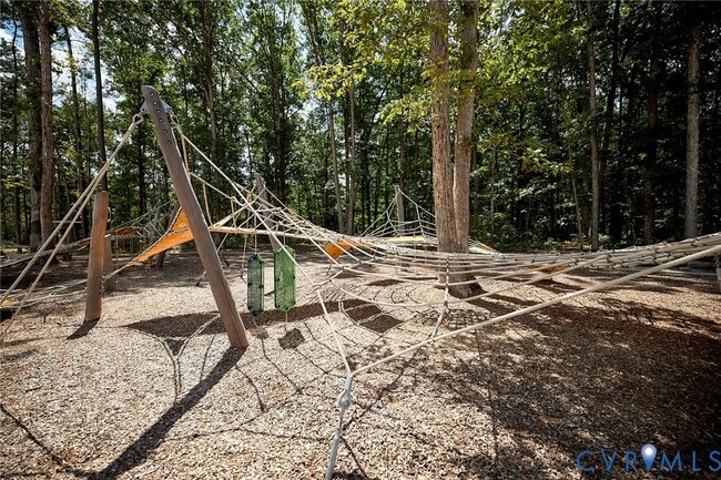 Building Photo - 214 Greenpark Rd