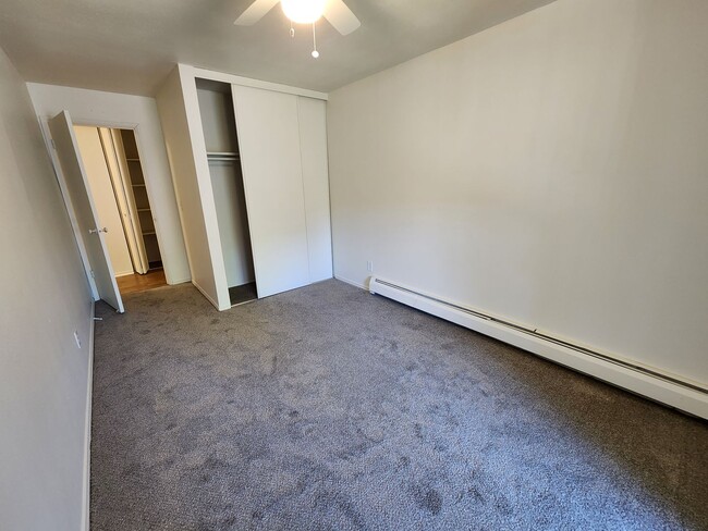 Building Photo - Brand new beautifully renovated Condo with...