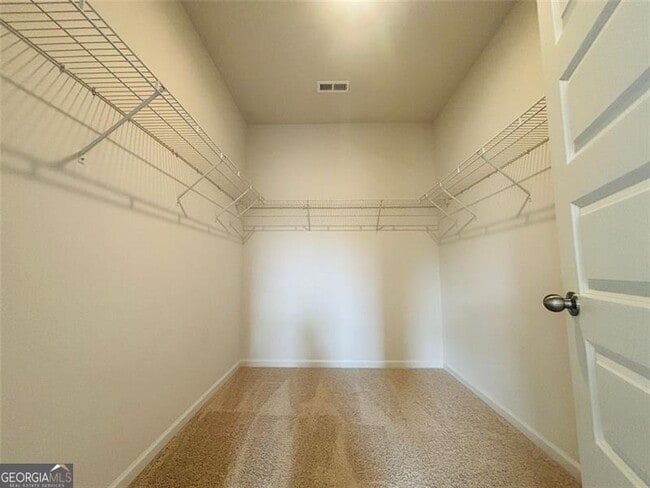 Building Photo - 206 Bastian Dr