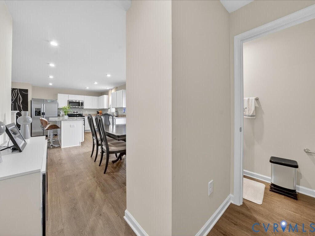 Building Photo - 4905 Gerald Dr