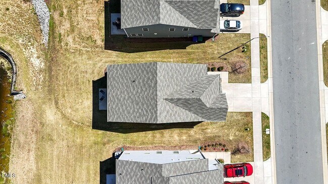 Building Photo - 319 Joneshaven Dr