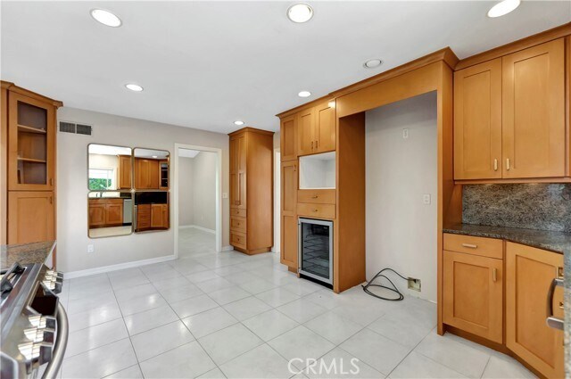 Building Photo - 17675 Rainglen Ln