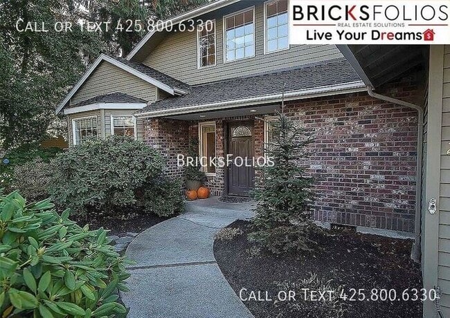 Building Photo - Luxurious 5-bedroom home in Sammamish with...