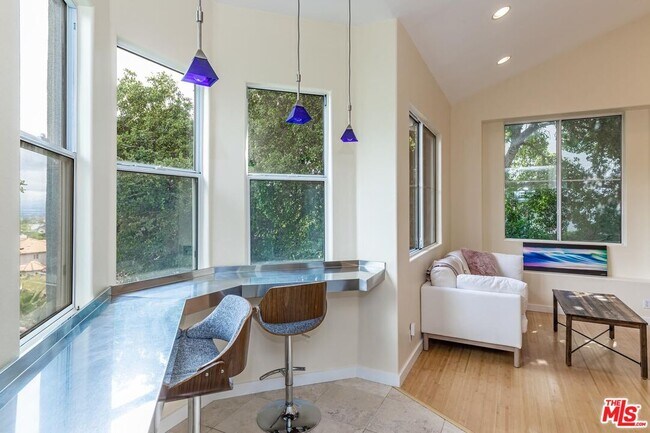 Building Photo - 23639 Clover Trail