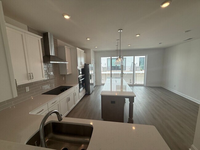 Building Photo - Brand New Townhome in the heart of Ballant...