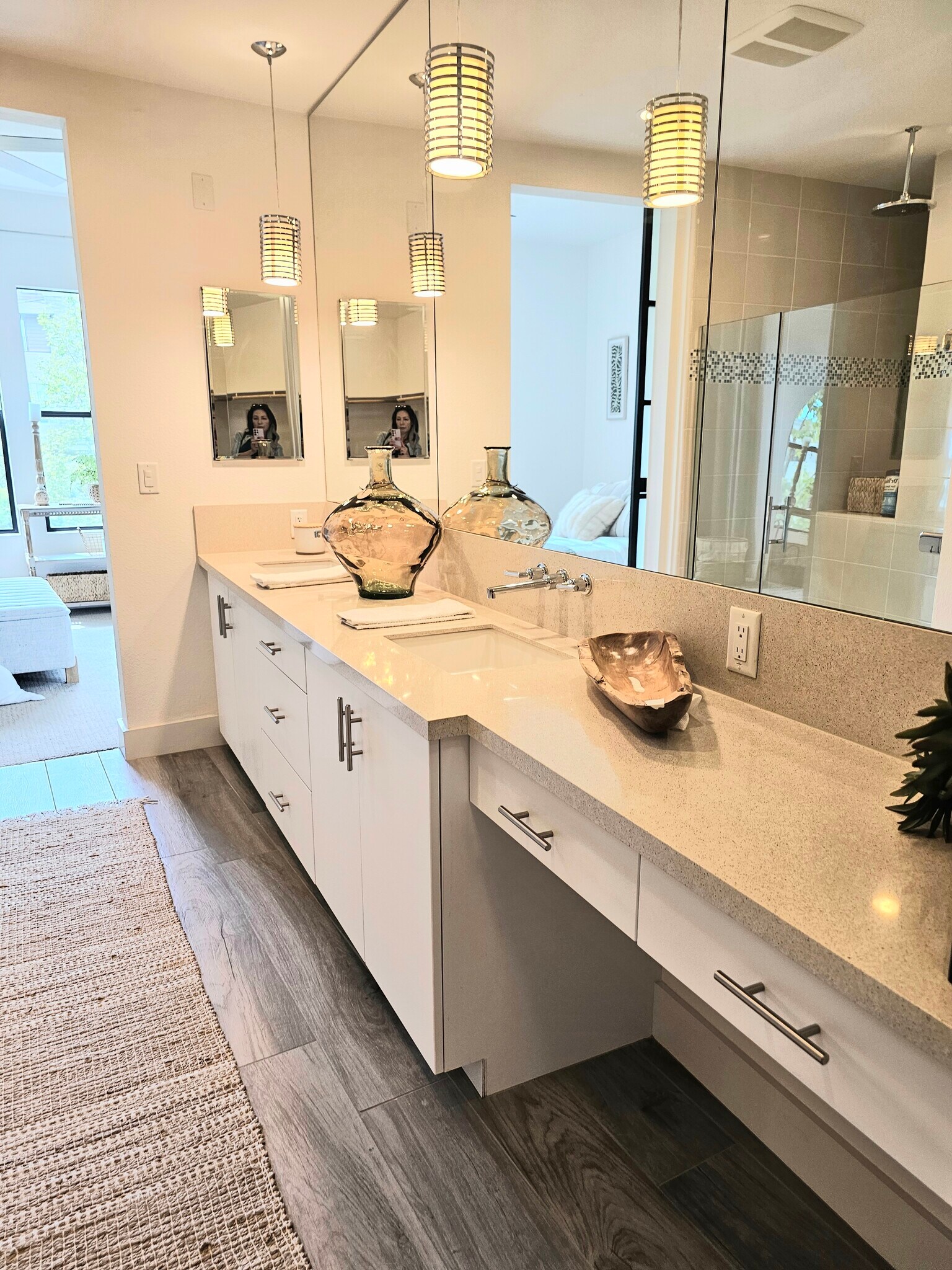 Master Bath - 8536 Aspect Dr
