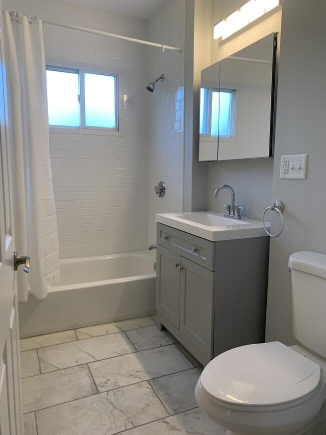Building Photo - 4.0 bedroom in Somerville Massachusetts 02140