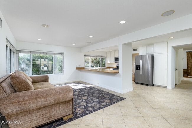 Building Photo - 2872 E Panamint Ct