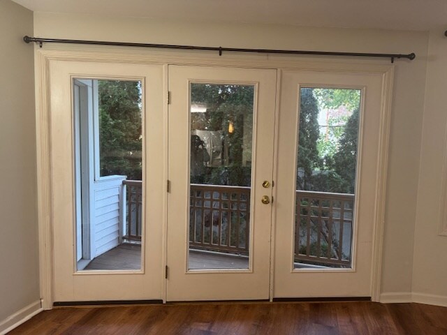 Building Photo - 3250 Fairfield Ave