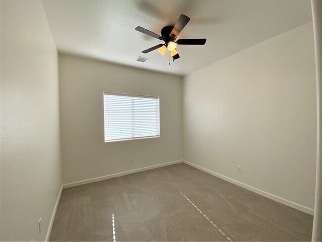 Building Photo - 8715 Spouse Dr