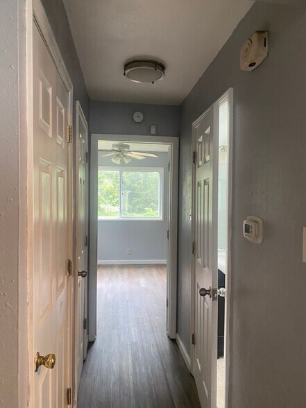 Building Photo - 5261 Thrush Ave