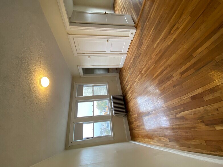 Building Photo - 1626 Commonwealth Ave