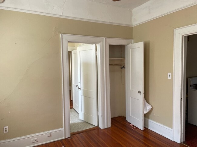 Building Photo - 1313 S Perry St