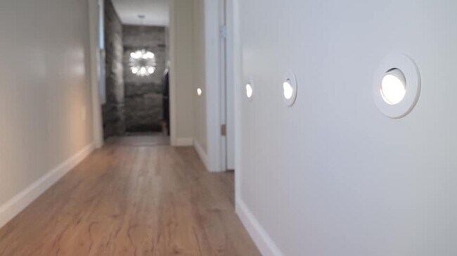 Building Photo - 47 Parkin St