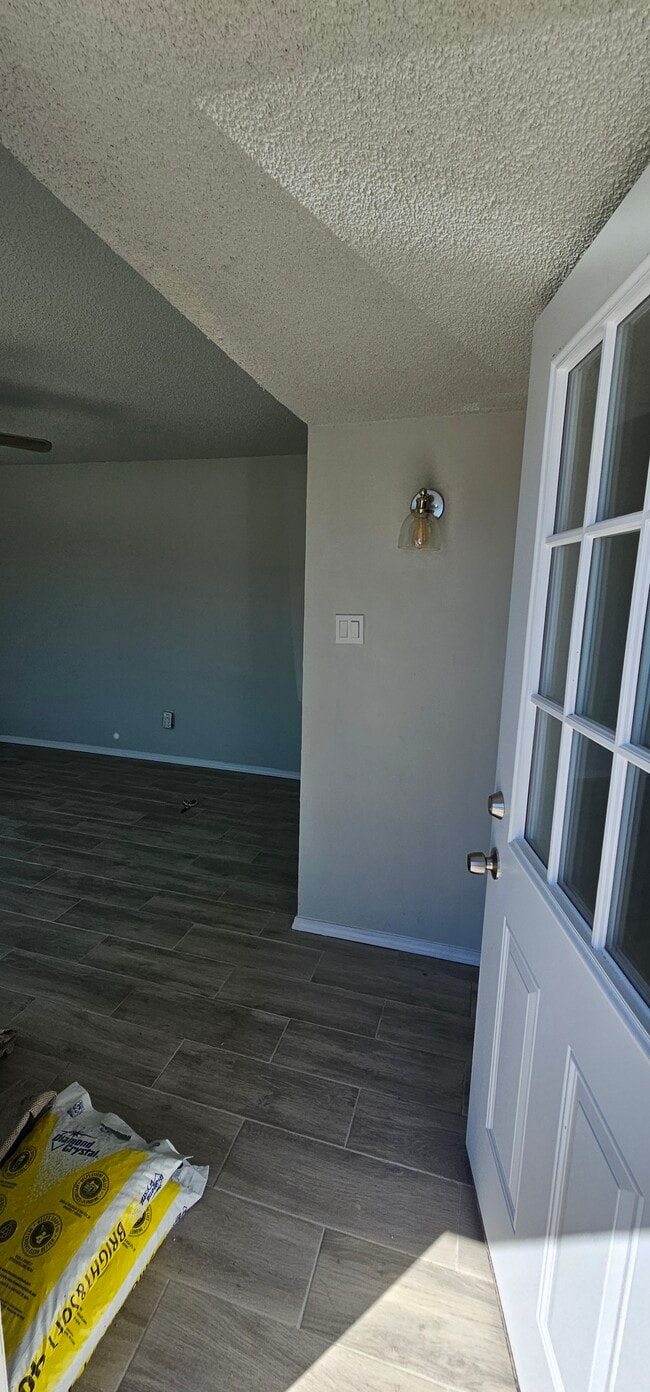 Building Photo - 1508 Opossum Cir