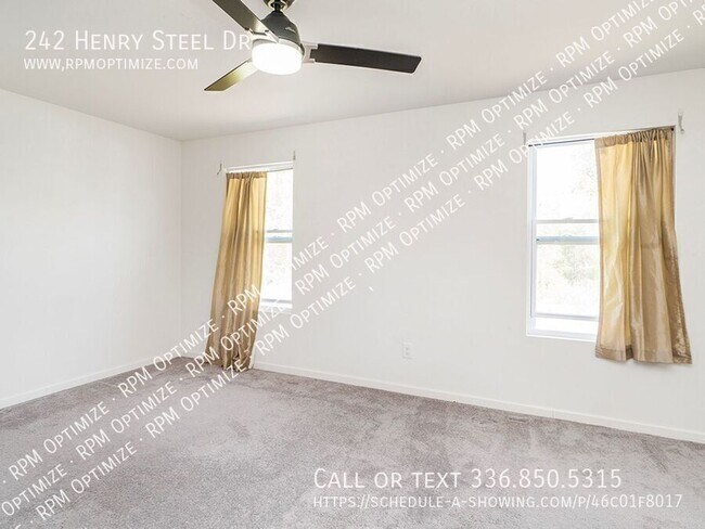 Building Photo - 242 Henry Steel Dr