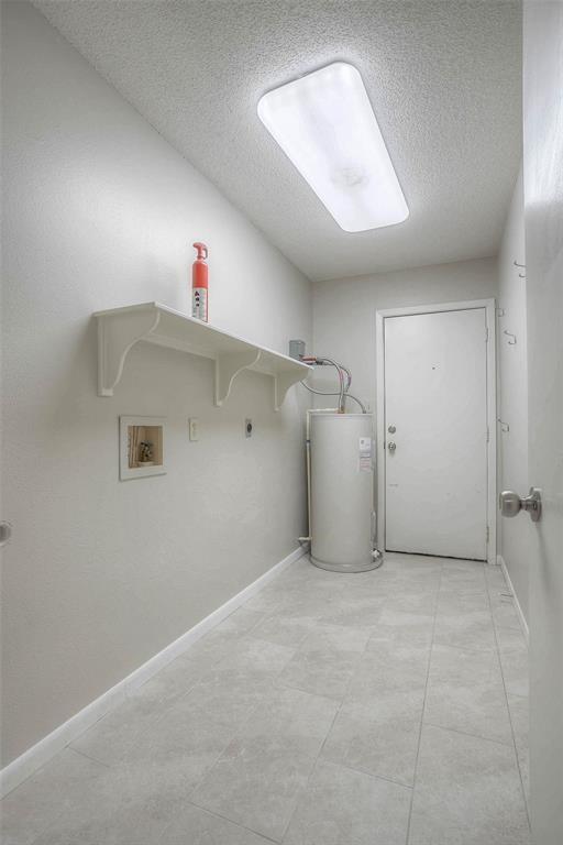 Building Photo - 3011 Sand Dr