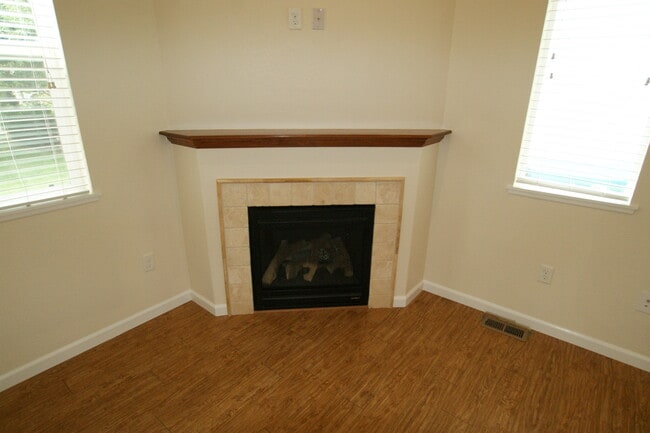 Building Photo - 426 Saint Ida Cir