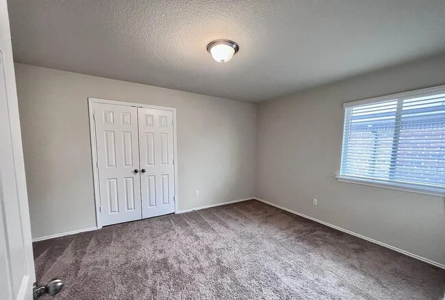 Building Photo - 6320 Dorothy Muree Dr