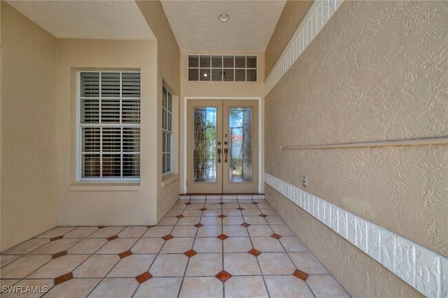 Building Photo - 9341 White Hickory Ln