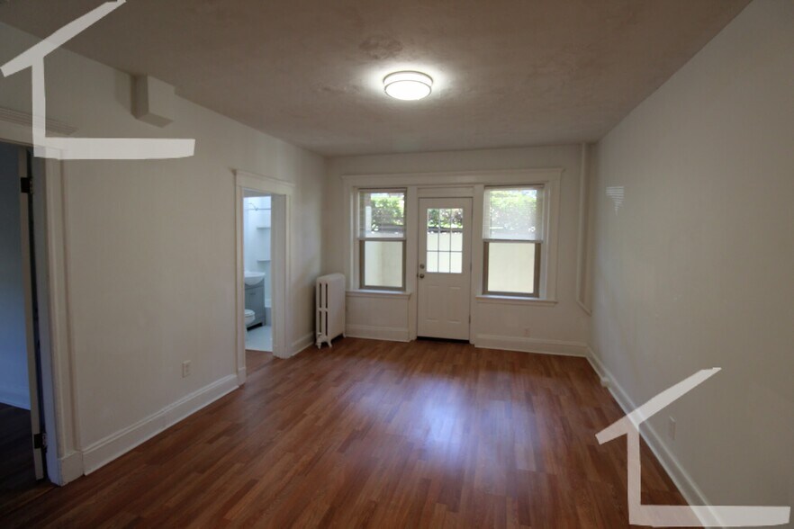 Building Photo - 120 Brainerd Rd