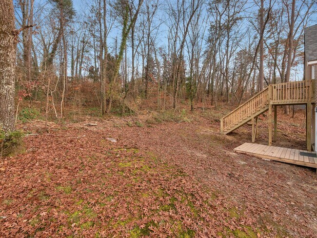 Building Photo - Adorable 3 BR 2 BA in Hixson