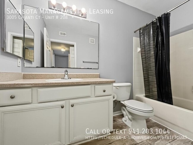 Building Photo - 3005 Chianti Ct