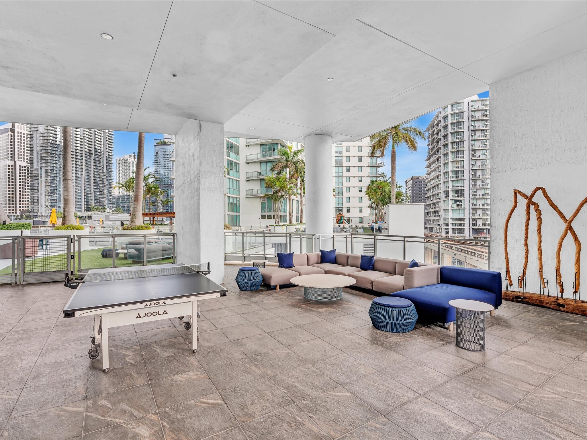 SEATING AREA - 90 SW 3rd St