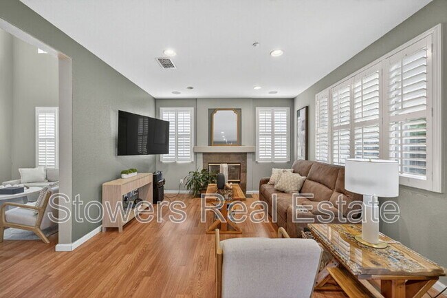 Building Photo - 729 Copperfield Ct