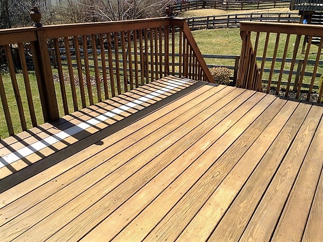 Building Photo - 689 Ackerly Dr