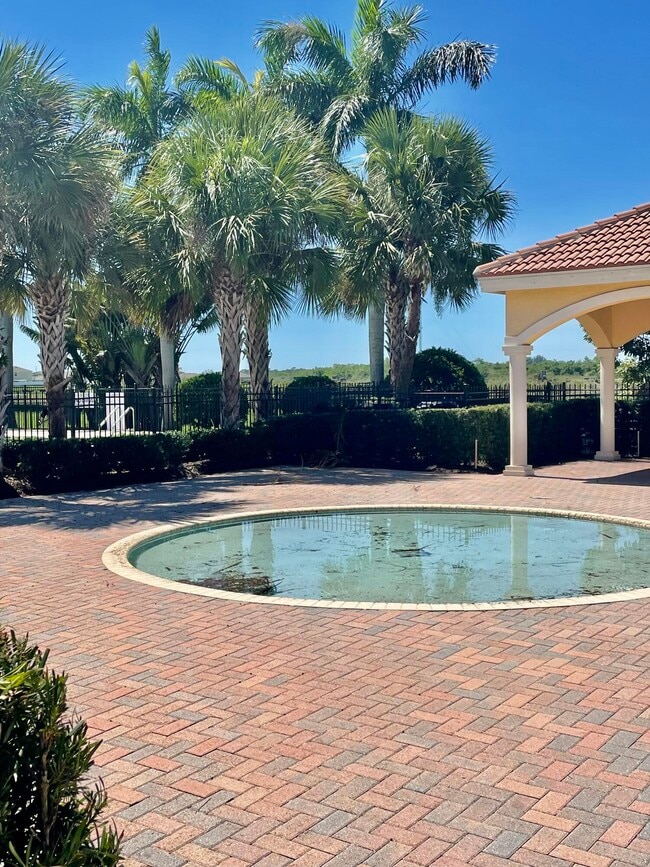 Building Photo - 4231 Troon Pl