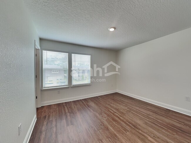 Building Photo - 2986 Hill Valley Ln