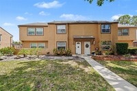 Building Photo - 1819 Clearbrooke Dr