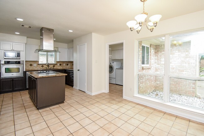 Building Photo - 14206 Ella Lee Ln