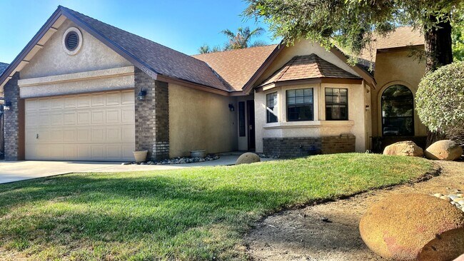 Building Photo - 5948 W Crowley Ave