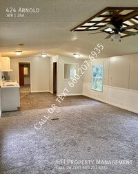 Building Photo - 424 Arnold-