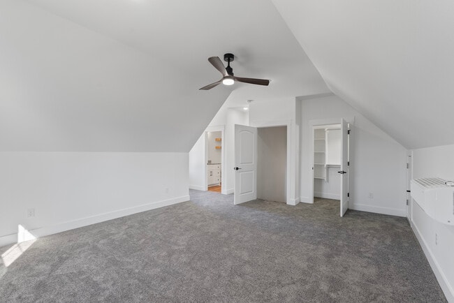 Building Photo - 19 Denali Dr