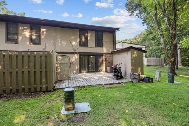 Building Photo - 1148 Willow Green Dr