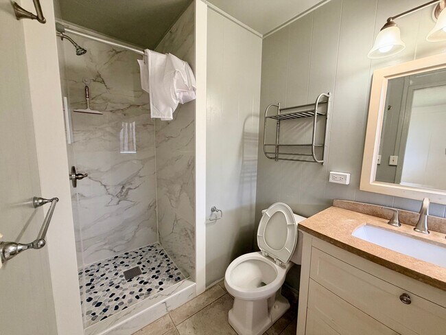 Building Photo - Beautiful Single Family Home (3Bedrooms/2Baths) in Makakilo!