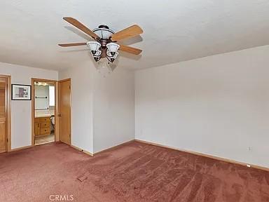 Building Photo - 262 Delle Dr