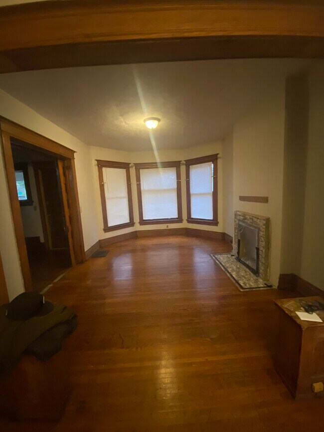 Building Photo - 2348 Fulton St