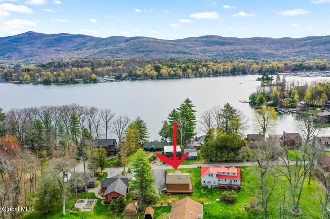 Building Photo - 27 Holly Ln